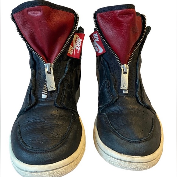 Woman’s AIR JORDAN1 Retro Mid Zip ‘Black’ - Picture 4 of 8